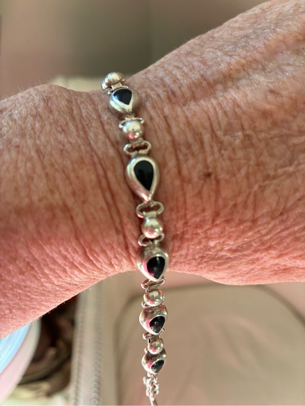 STUNNING Sterling Silver 925 Mexico Stamp, Black Onyx Teardrop Bracelet! ๐ค๐ค๐ค - Picture 9 of 9